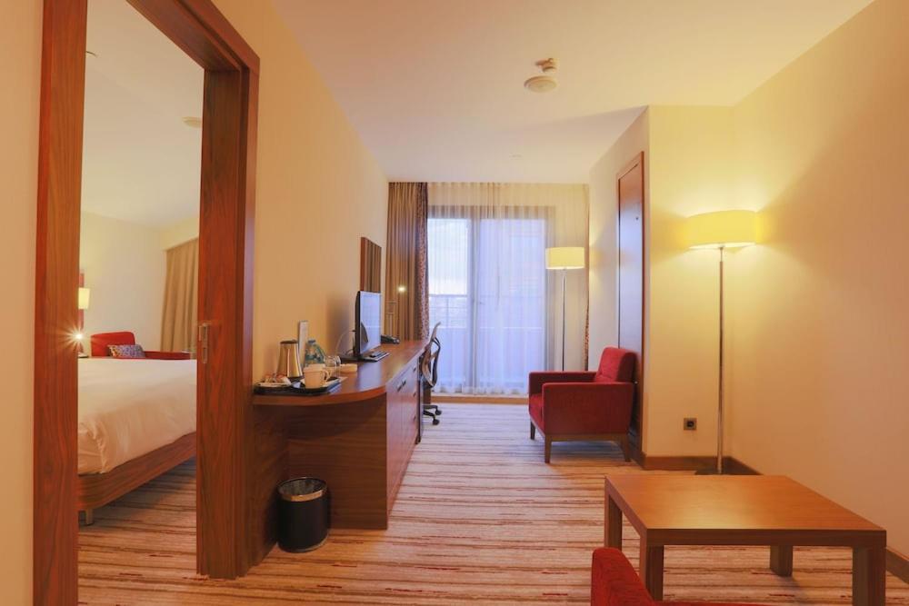 Hilton Garden Inn Eskişehir Exterior foto
