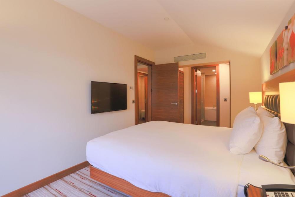 Hilton Garden Inn Eskişehir Exterior foto